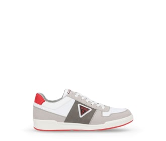 Imagen de un tenis balnco condetalles beige, rojo y gris