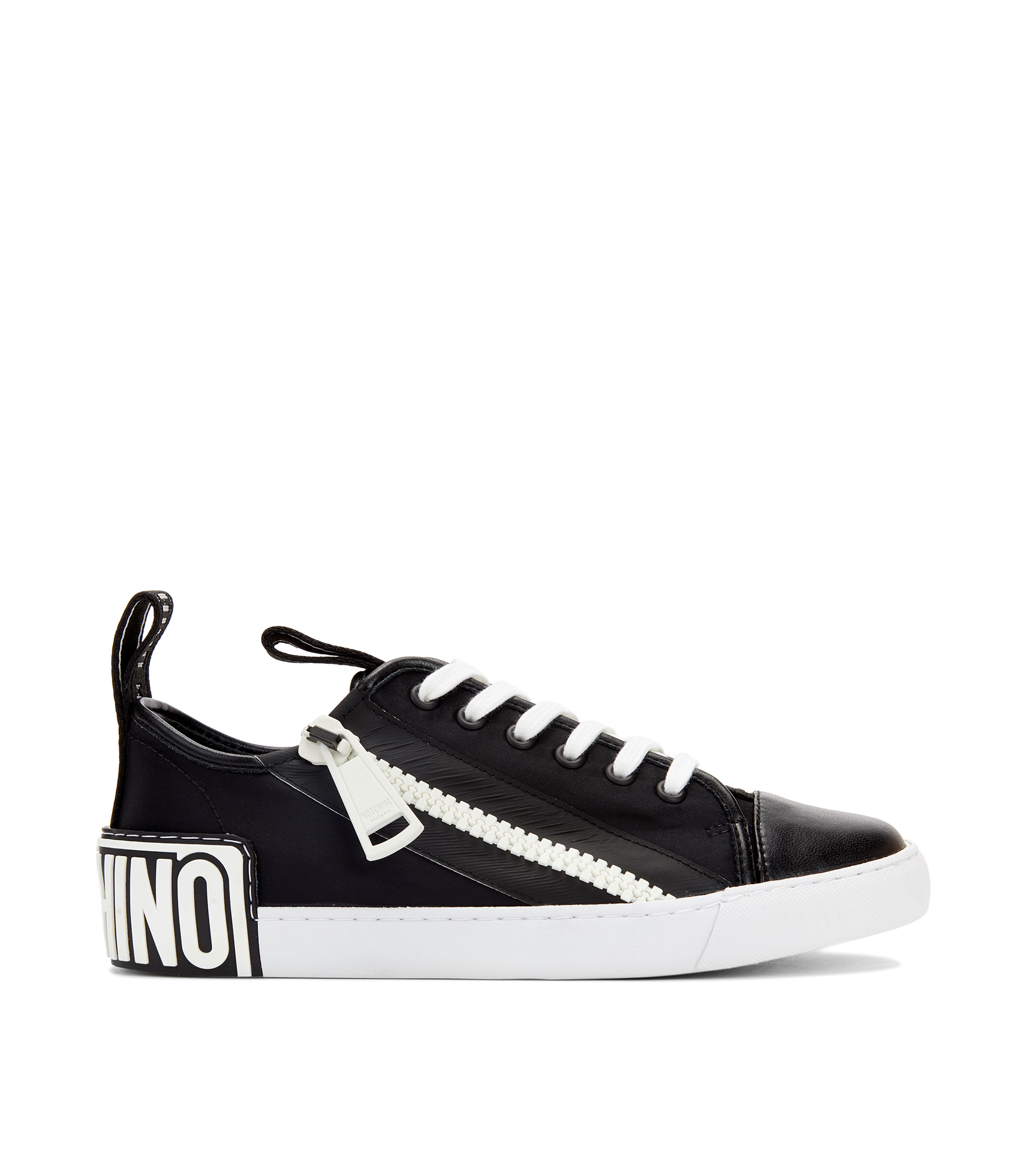 Tenis best sale moschino hombre